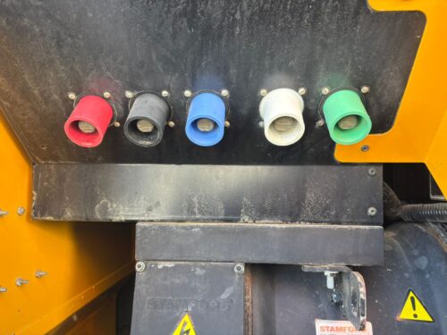 423df330-4471-483b-87e2-f935413f300c