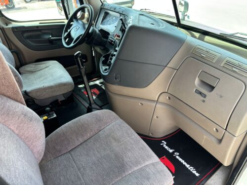 9d866982-10fd-46c0-bb87-b626553f1ec2